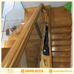 Cầu thang gỗ kính CTGK1