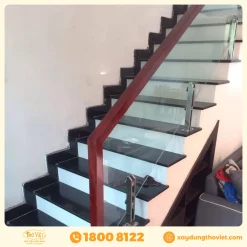 Cầu thang gỗ kính CTGK10