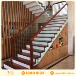 Cầu thang kính cường lực CTKCL9