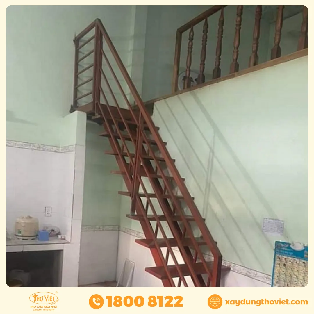 Cầu thang sắt gác lửng CTSGL3