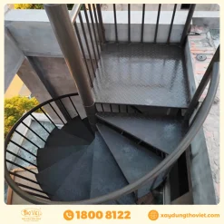 Cầu thang sắt ngoài trời CTSNT2