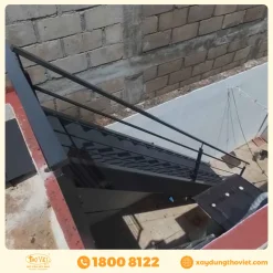 Cầu thang sắt ngoài trời CTSNT3