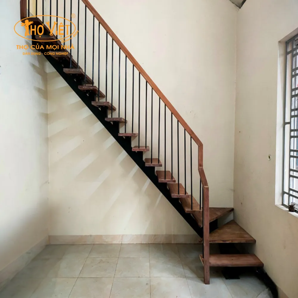 Cầu thang sắt ốp gỗ ctsog4
