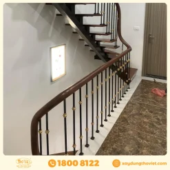 Cầu thang sắt tay vịn gỗ CTSTVG3