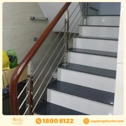 Cầu thang sắt tay vịn gỗ CTSTVG9