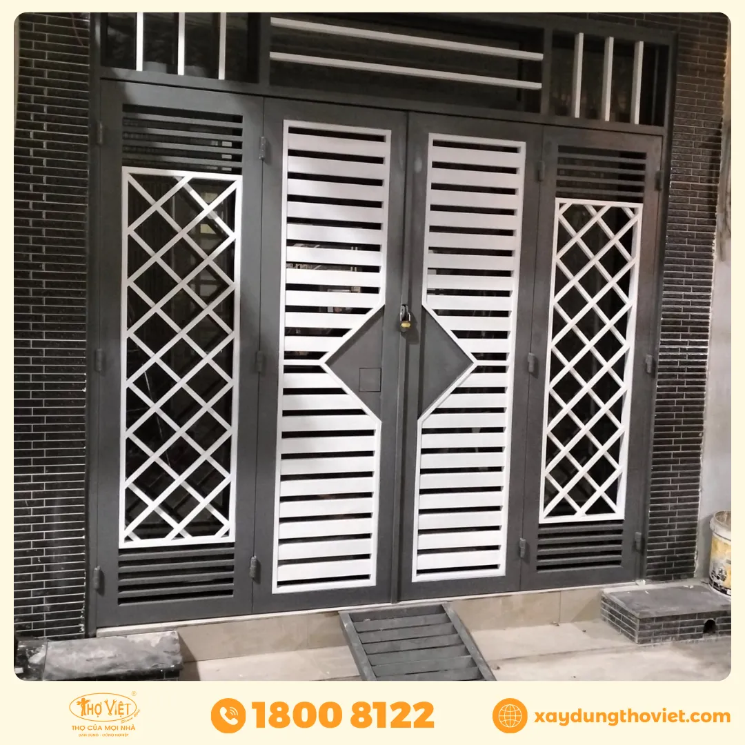 Cửa sắt 2 cánh CS2C3