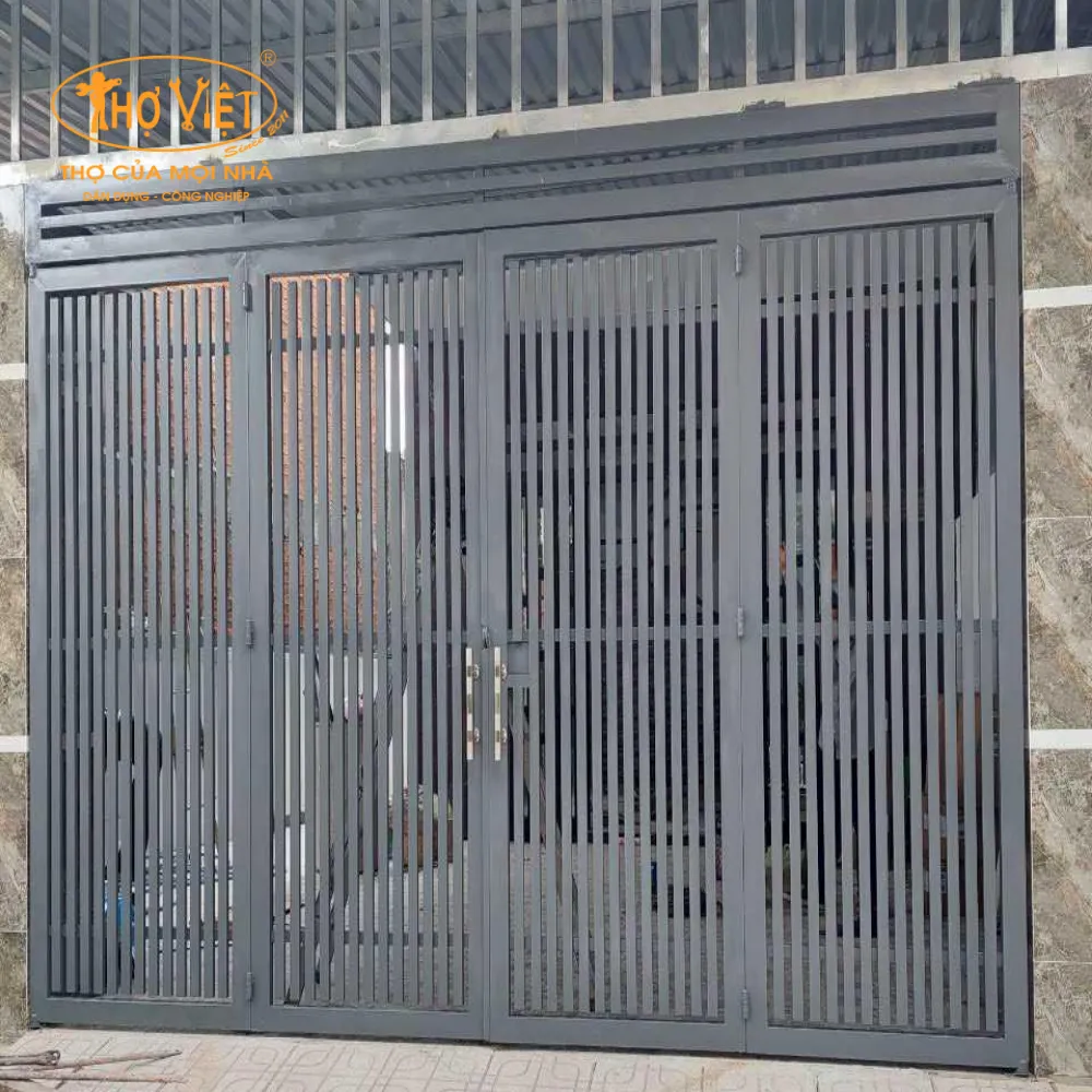 Cửa sắt 4 cánh CS4C2