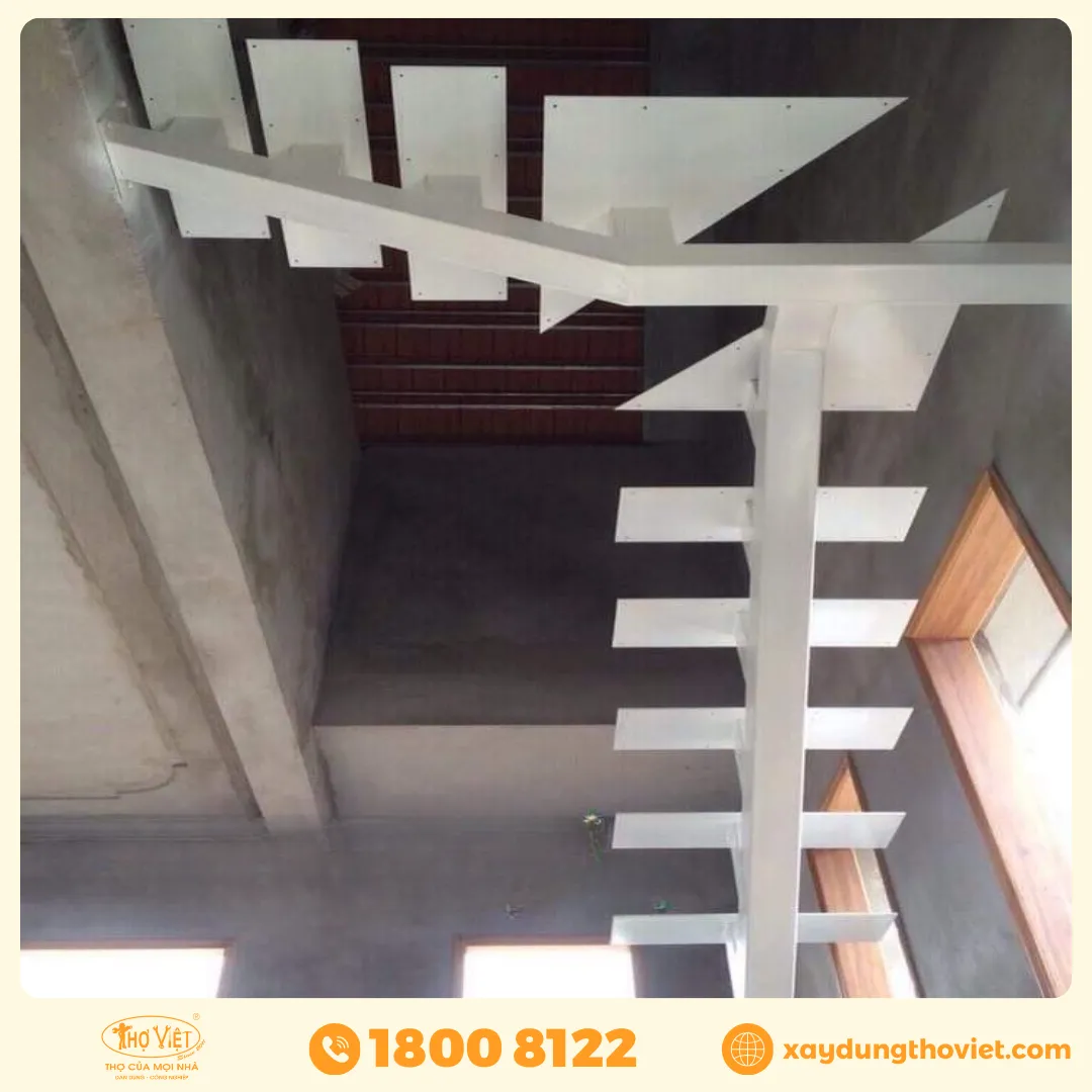 Quy trình thi công cầu thang sắt xương cá - Xây dựng Thợ Việt