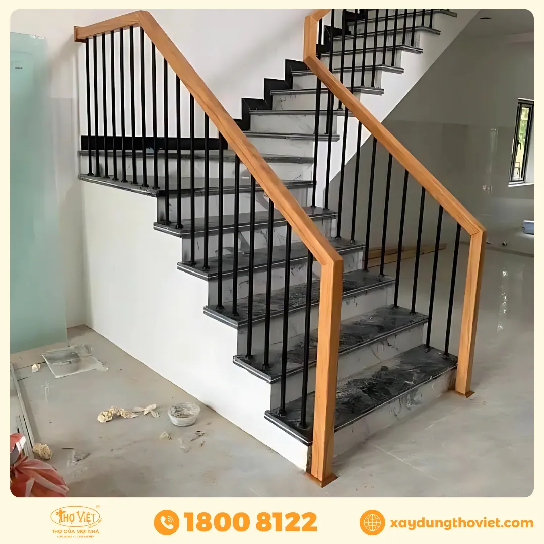 Mẫu cầu thang sắt ốp đá 03