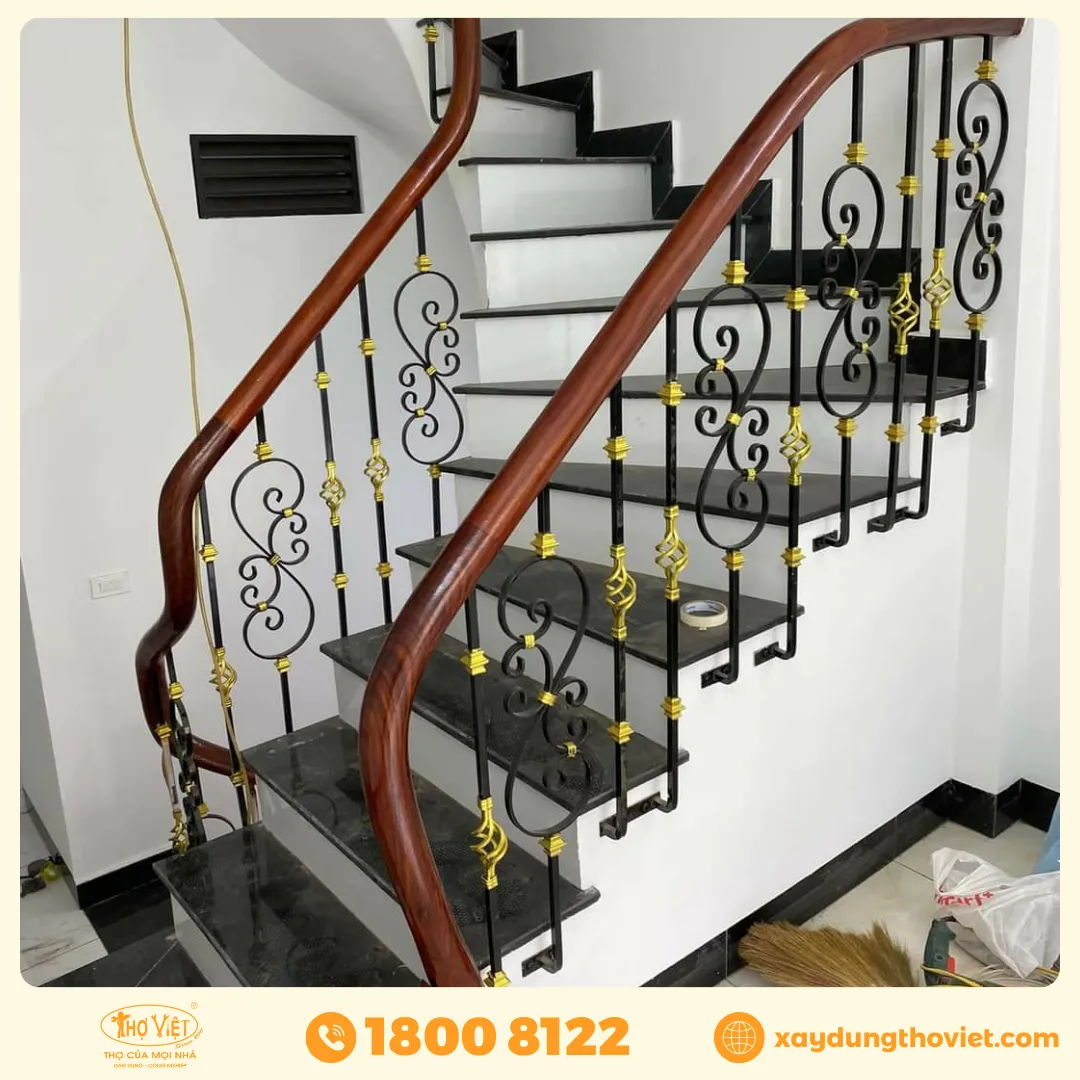 Mẫu cầu thang sắt ốp đá 08