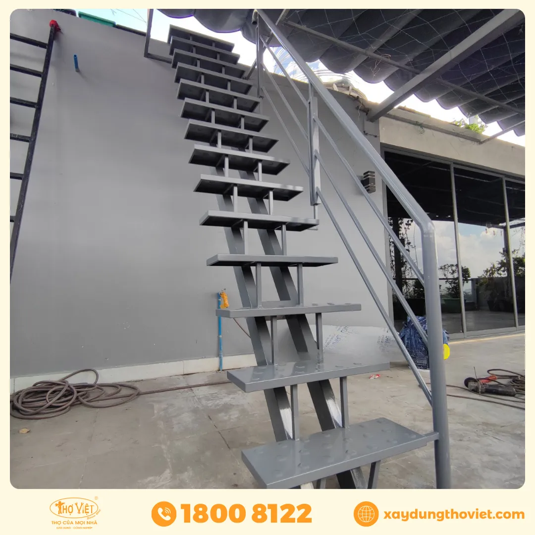 Độ dốc và chiều cao tầng